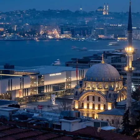 Luxury With Panoramic Bosphorus View